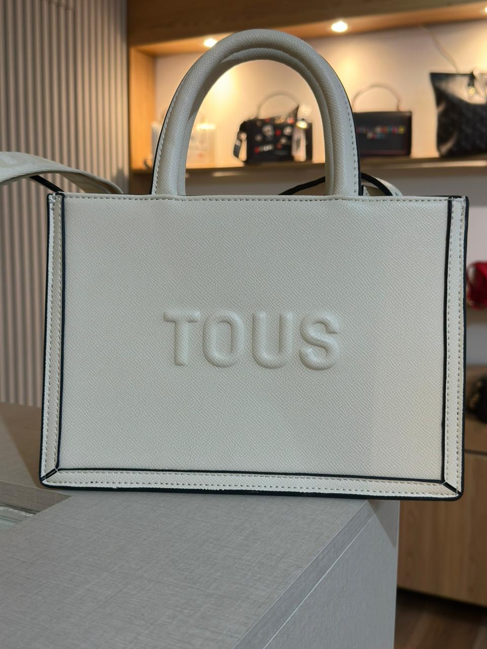 TOTE TOUS