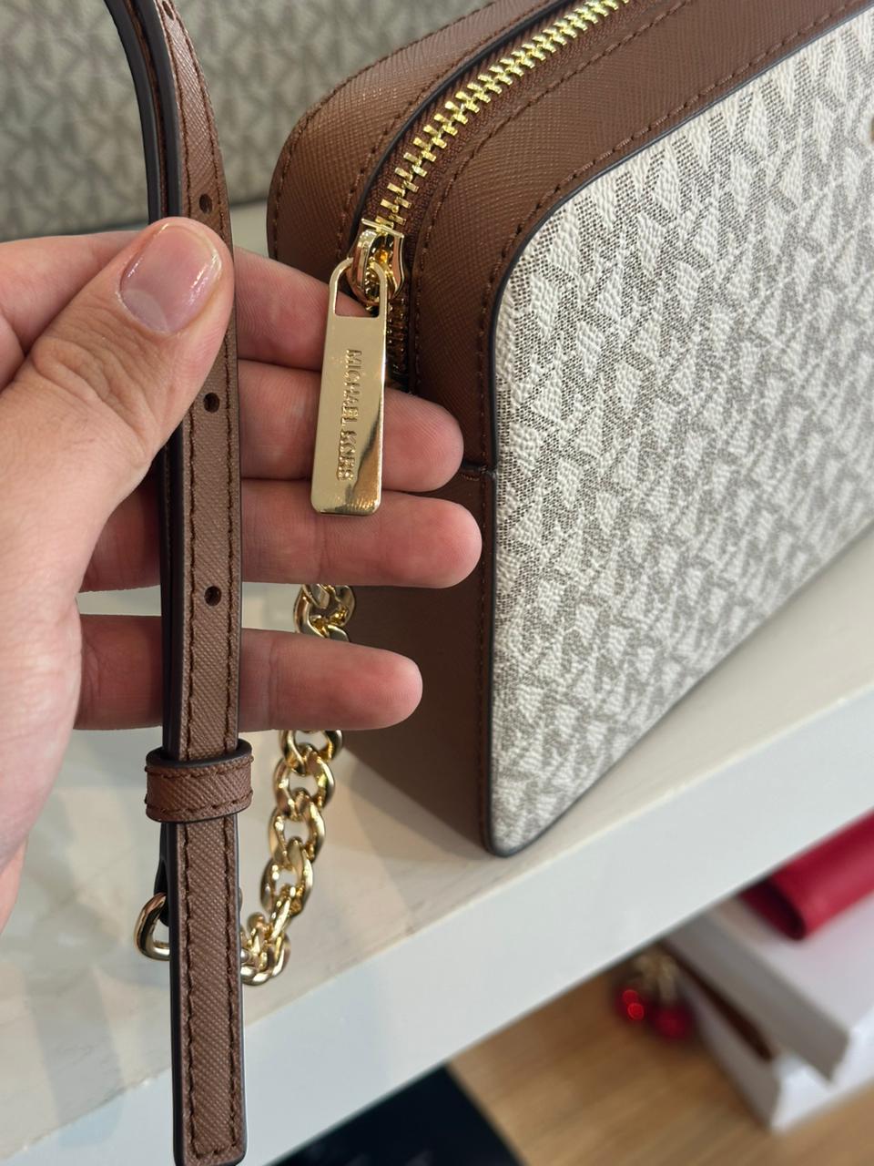 MANOS LIBRES MICHAEL KORS