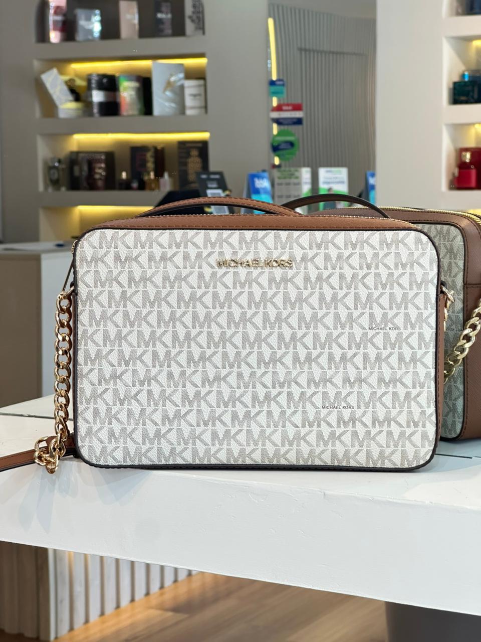 MANOS LIBRES MICHAEL KORS